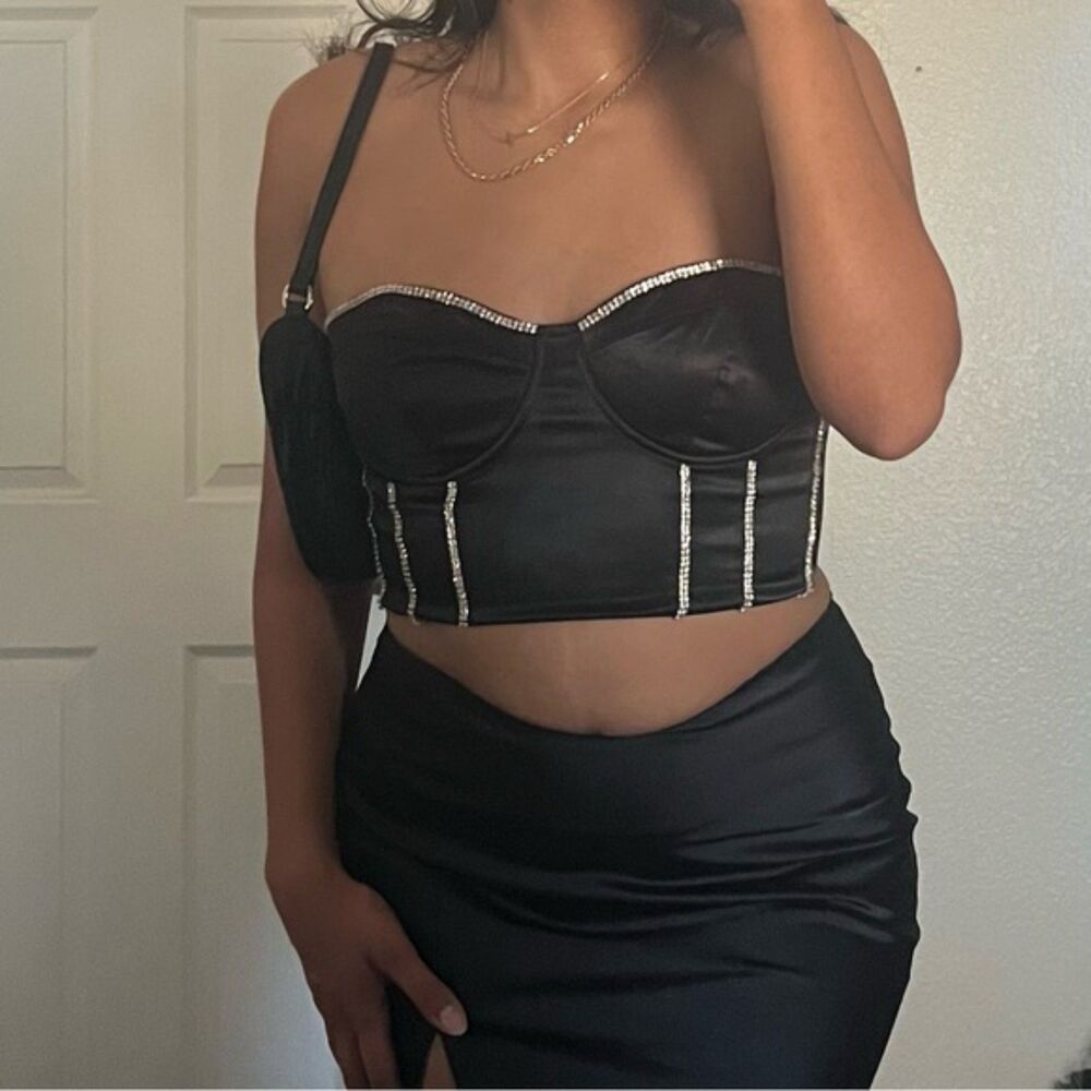 Fashion nova black corset